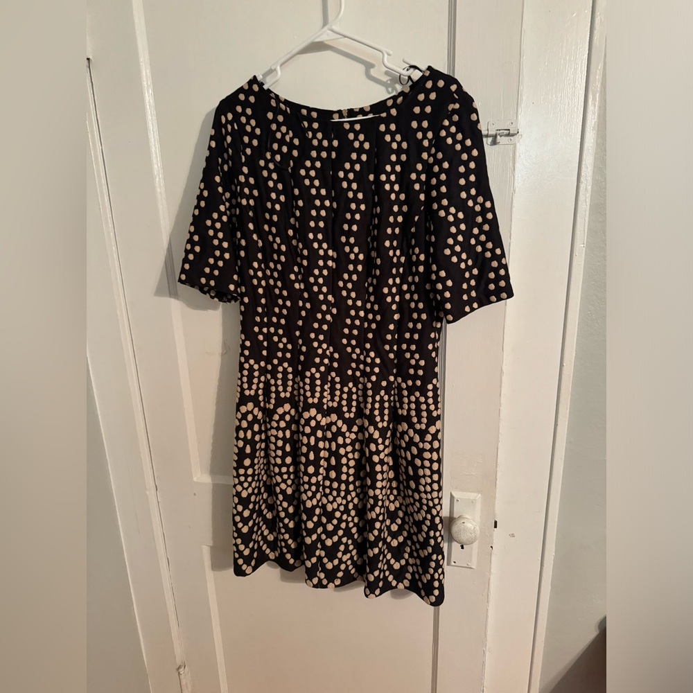 Excellent condition Women’ Gabby Skye black dress with Gold polka dots Size 12